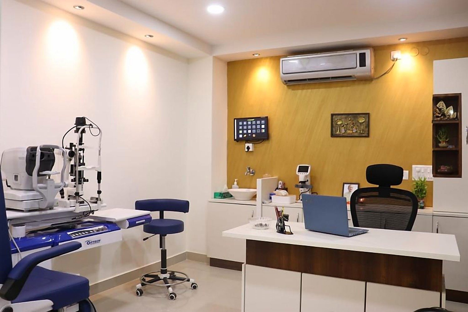 Diagnostic equipment set up in the examination room
